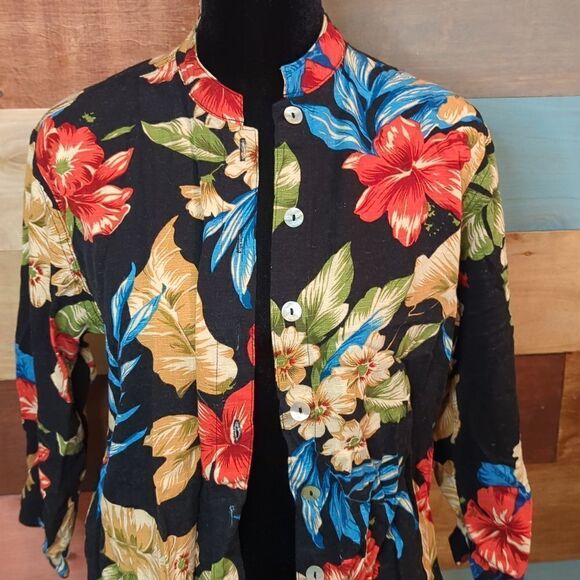 Small tropical button-down blouse 3/4 sleeve - Picture 2 of 6